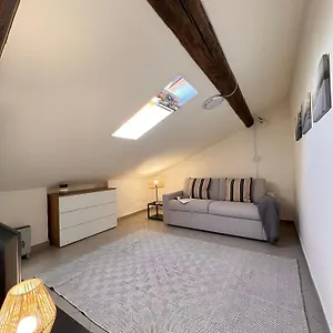 Apartment La Mansarda, Como