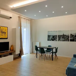 Apartment Zamenhof11, Como