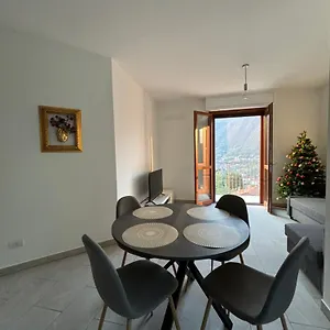 Apartment Roccolo Valley View, Como